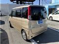 2010 Nissan ROOX
