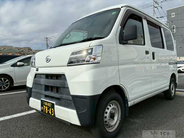 2020 Daihatsu Hijet Cargo