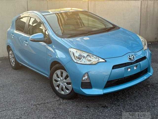 2012 Toyota AQUA