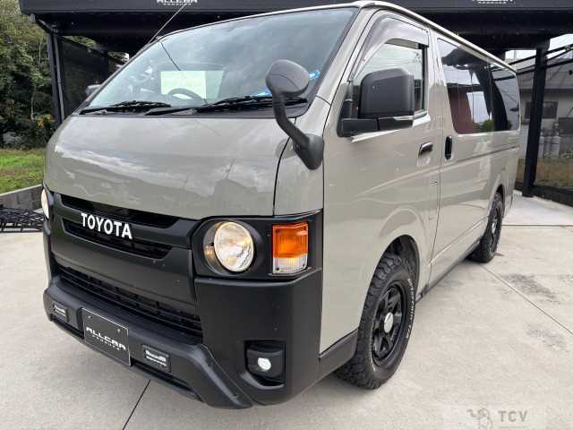 2014 Toyota Hiace Van