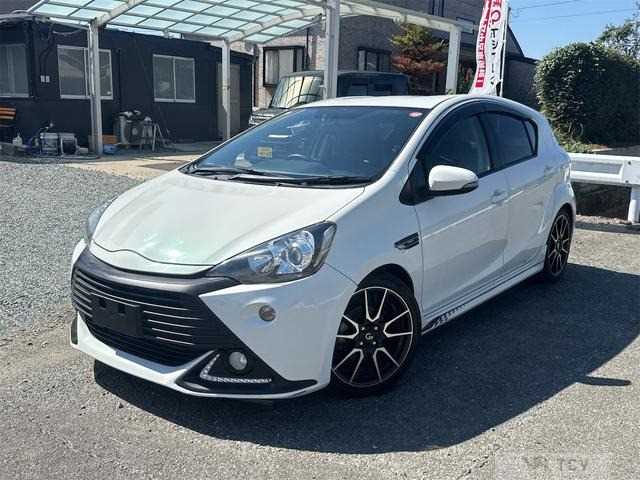 2014 Toyota AQUA
