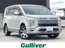 2019 Mitsubishi Delica D5