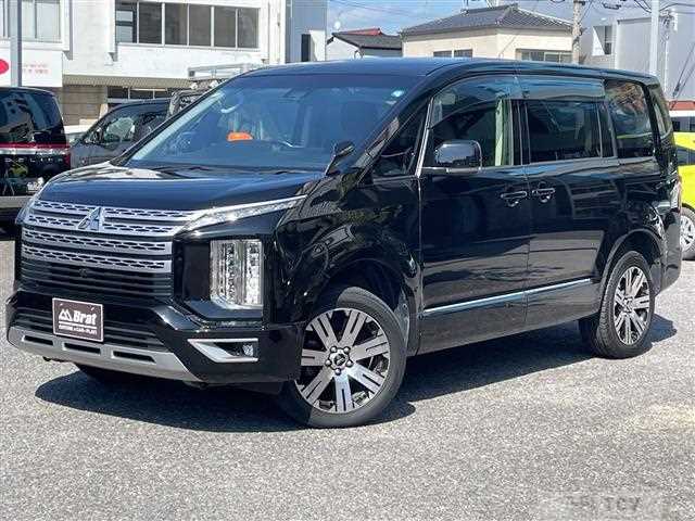2019 Mitsubishi Delica D5