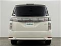 2017 Nissan Elgrand