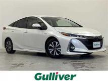2019 Toyota Prius PHV