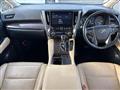 2021 Toyota Alphard Hybrid