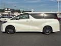 2021 Toyota Alphard Hybrid