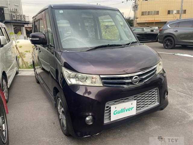 2011 Nissan ROOX