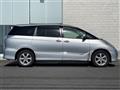 2011 Toyota Estima Hybrid