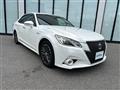 2013 Toyota Crown Hybrid