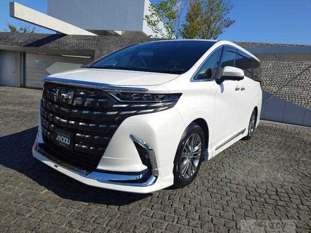 2024 Toyota Alphard Hybrid