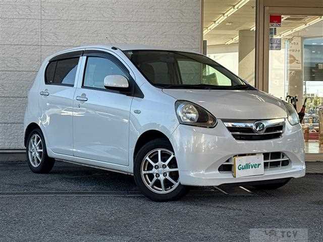 2013 Daihatsu Mira Es