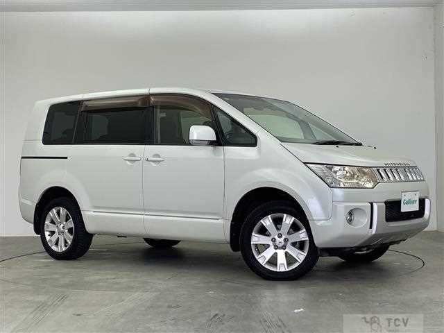 2015 Mitsubishi Delica D5