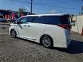 2023 Toyota Alphard Hybrid