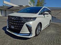 2023 Toyota Alphard Hybrid
