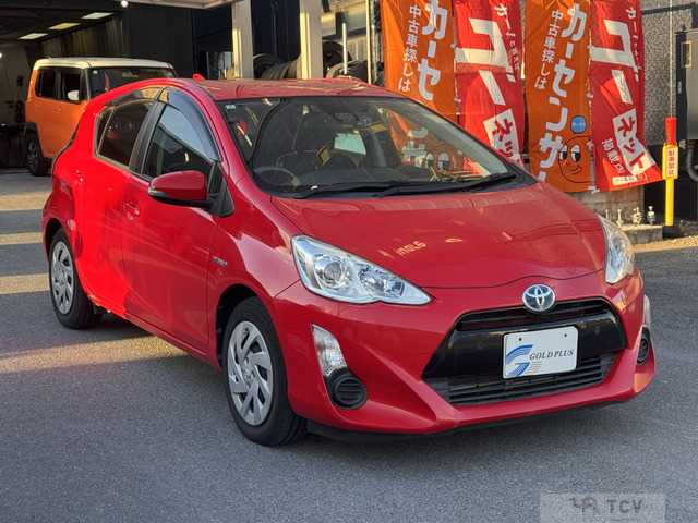 2016 Toyota AQUA