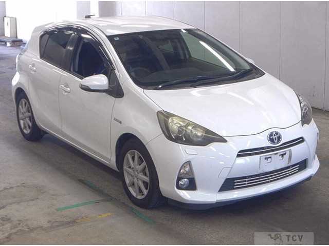 2012 Toyota AQUA