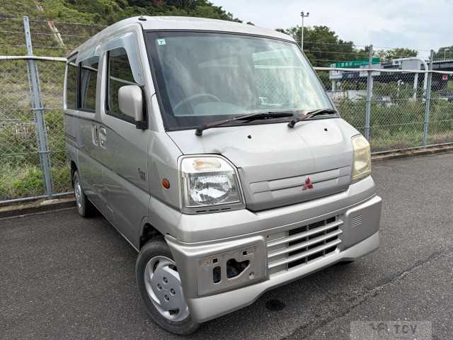 1999 Mitsubishi Town Box