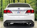 2013 Toyota Crown Hybrid