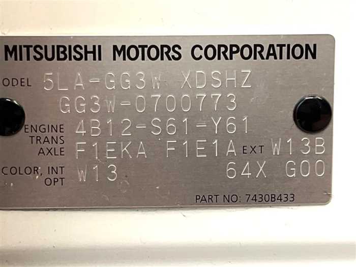 Mitsubishi Outlander 2019 photo 2