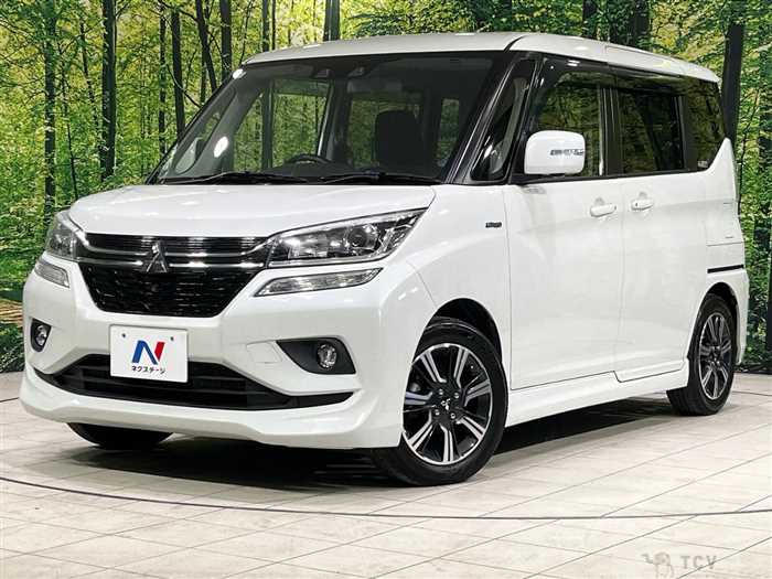 2020 Mitsubishi Delica D2