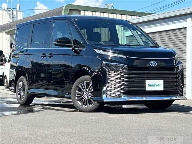 2025 Toyota Voxy