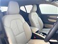 2022 Volvo XC40