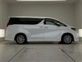 2022 Toyota Alphard