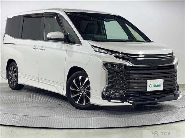 2024 Toyota Voxy