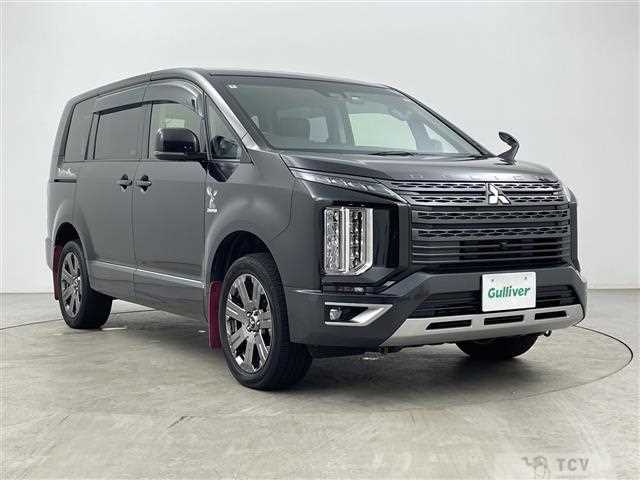 2022 Mitsubishi Delica D5