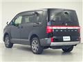2021 Mitsubishi Delica D5