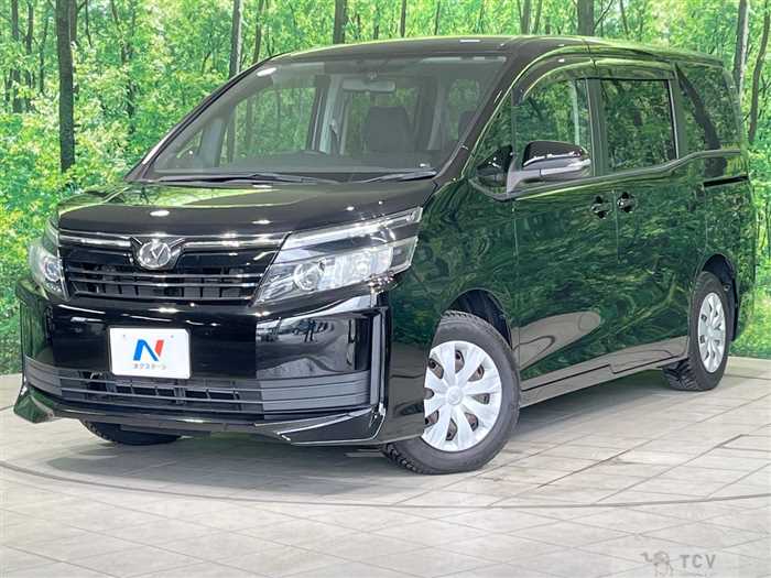 2017 Toyota Voxy