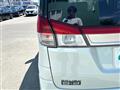 2012 Mitsubishi Delica D2