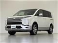 2019 Mitsubishi Delica D5