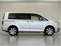 2019 Mitsubishi Delica D5