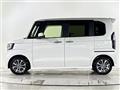 2022 Honda N BOX