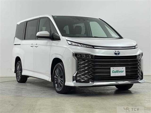 2025 Toyota Voxy