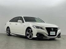 2019 Toyota Crown Hybrid