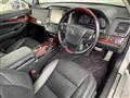 2015 Toyota Crown Majesta