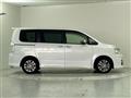 2013 Toyota Voxy