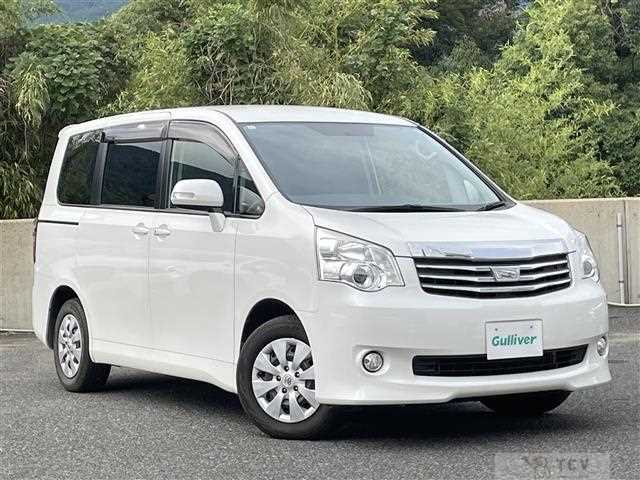2013 Toyota Noah