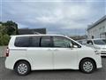 2013 Toyota Noah