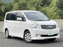 2013 Toyota Noah