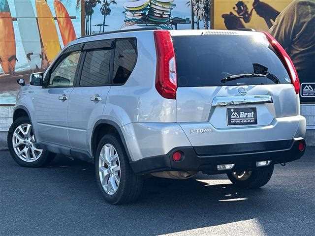Nissan X-Trail 2013 photo 2