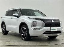2023 Mitsubishi OUTLANDER PHEV