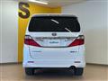 2015 Toyota Alphard