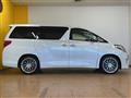 2015 Toyota Alphard
