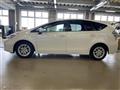 2014 Toyota PRIUS α