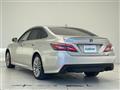 2020 Toyota Crown Hybrid