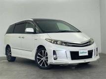 2014 Toyota Estima Hybrid